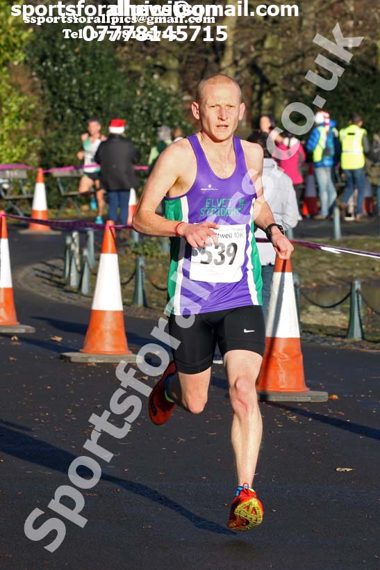 Saltwell Harriers 10k Road Race, Gateshead. Photo:  David T. Hewitson/Sports for All Pics